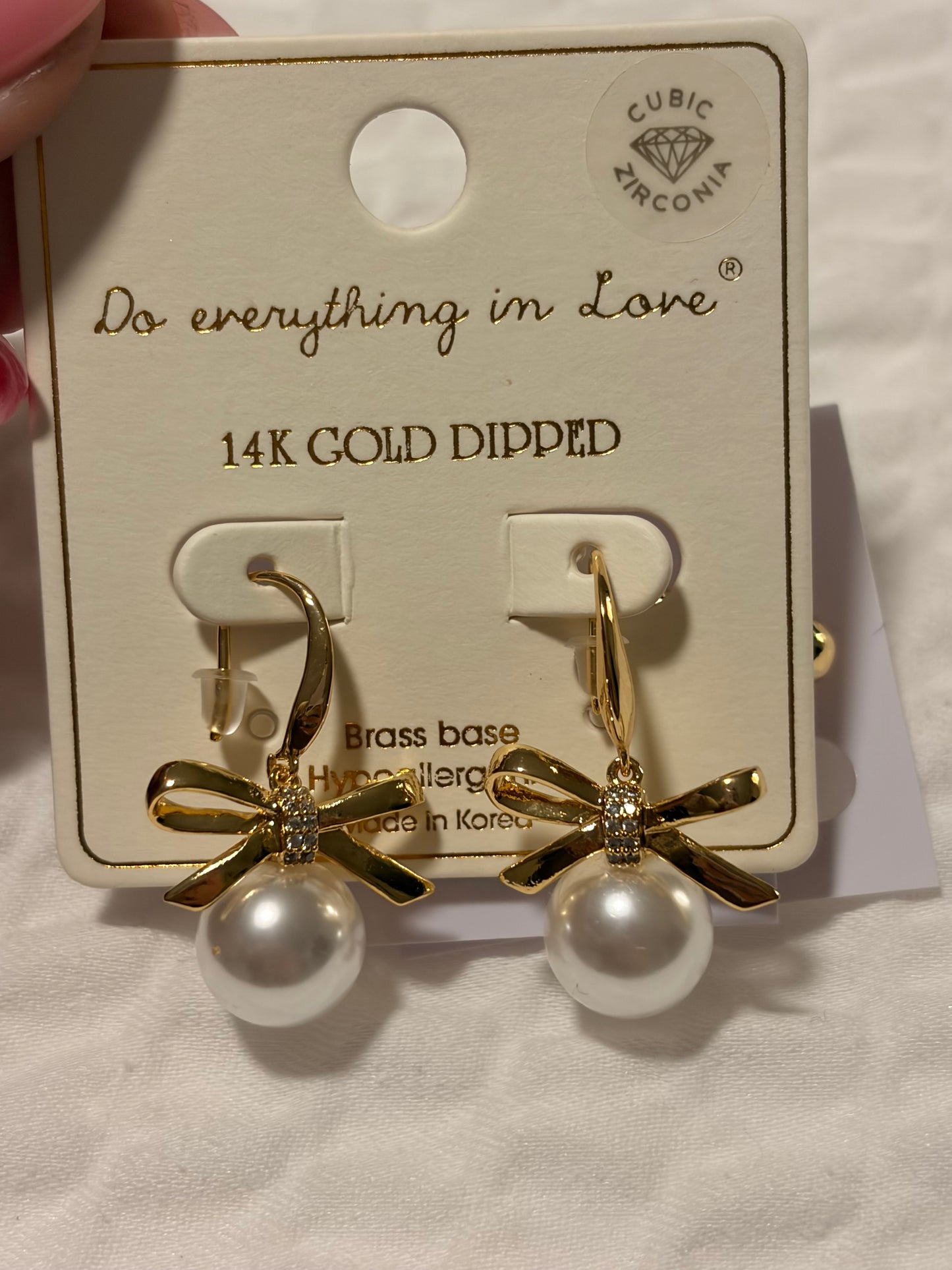 Bow Pearl Earrings