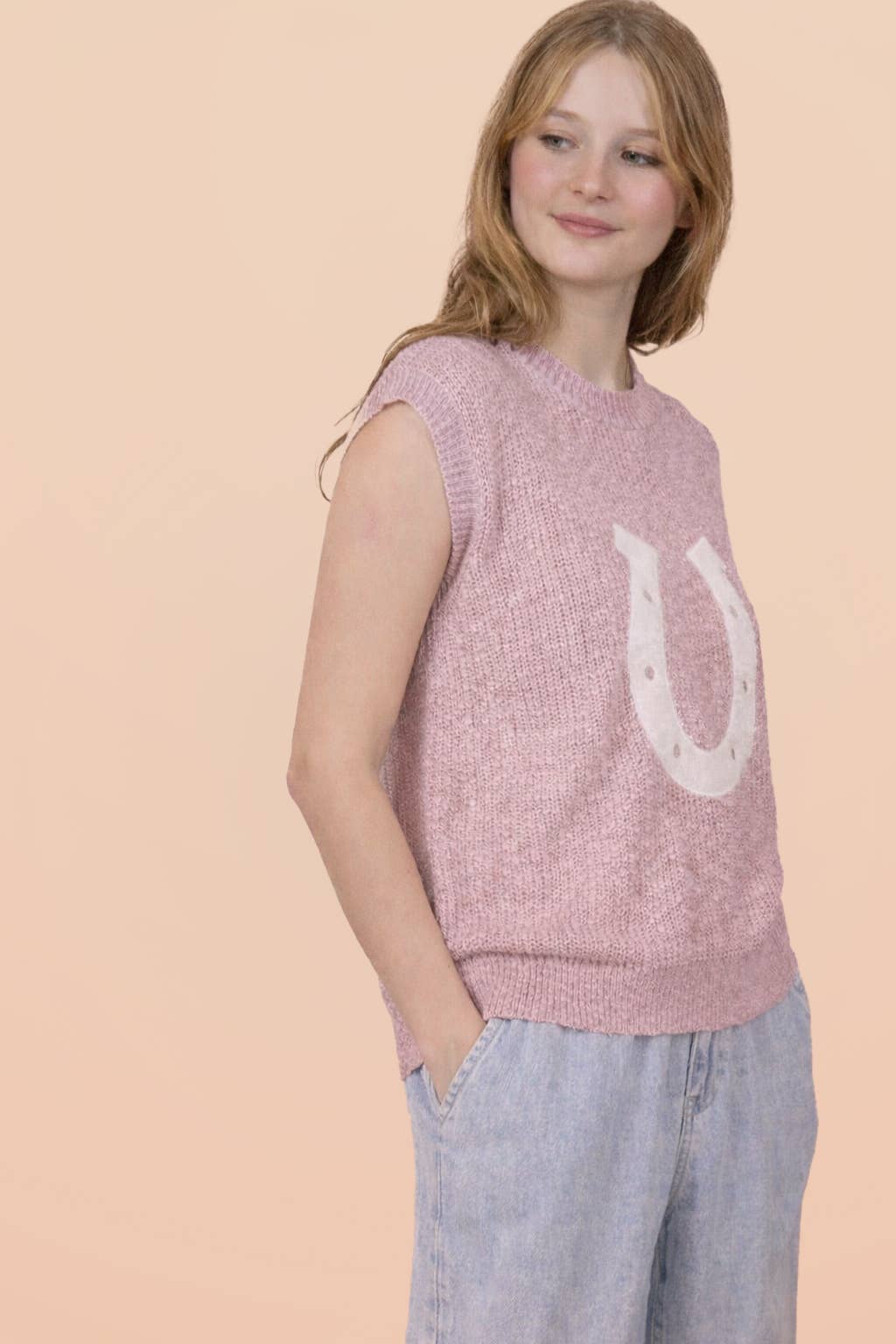 12W3612NX-PLUS SIZE Horseshoe Graphic Summer Sweater Vest